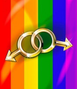 casamento gay Bandeira do movimento gay no fundo com duas aliançcas na forma do símbolo masculino entrelaçadas