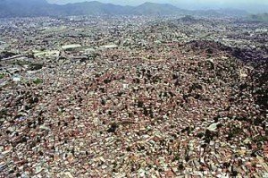 Imagem aérea do Complexo do Alemão, no Rio de Janeiro